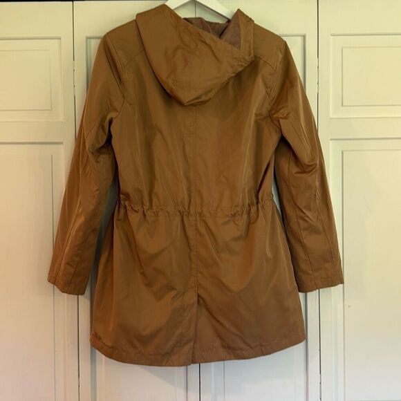 Time and Tru tan light weight rain jacket size small - Picture 3 of 9